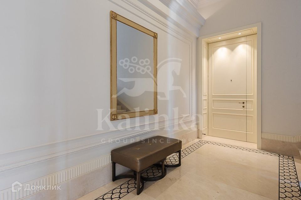 Продаётся 6-комнатная квартира, 280.3 м²