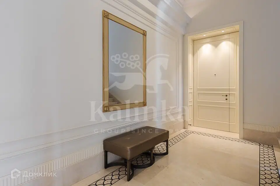 Продаётся 6-комнатная квартира, 280.3 м²