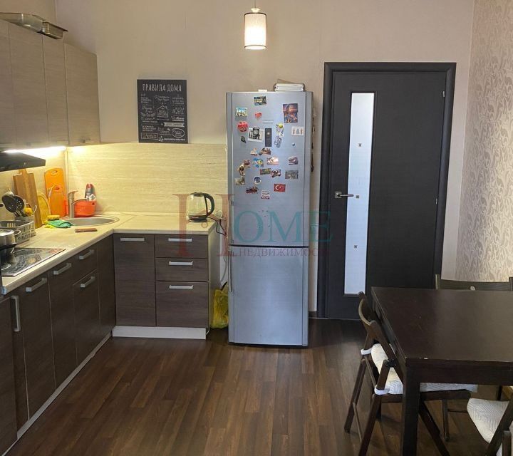 Сдаётся 2-комнатная квартира, 62 м²