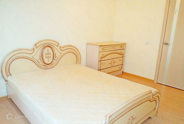 Сдаётся 2-комнатная квартира, 61 м²