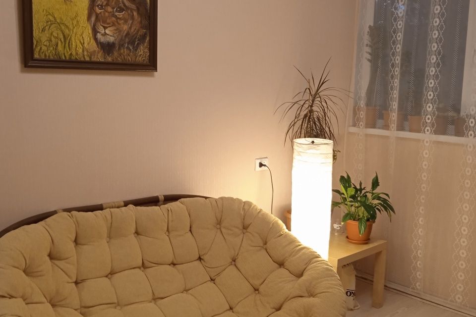 Продаётся 3-комнатная квартира, 60 м²