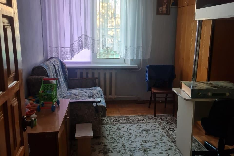 Продаётся 3-комнатная квартира, 82 м²