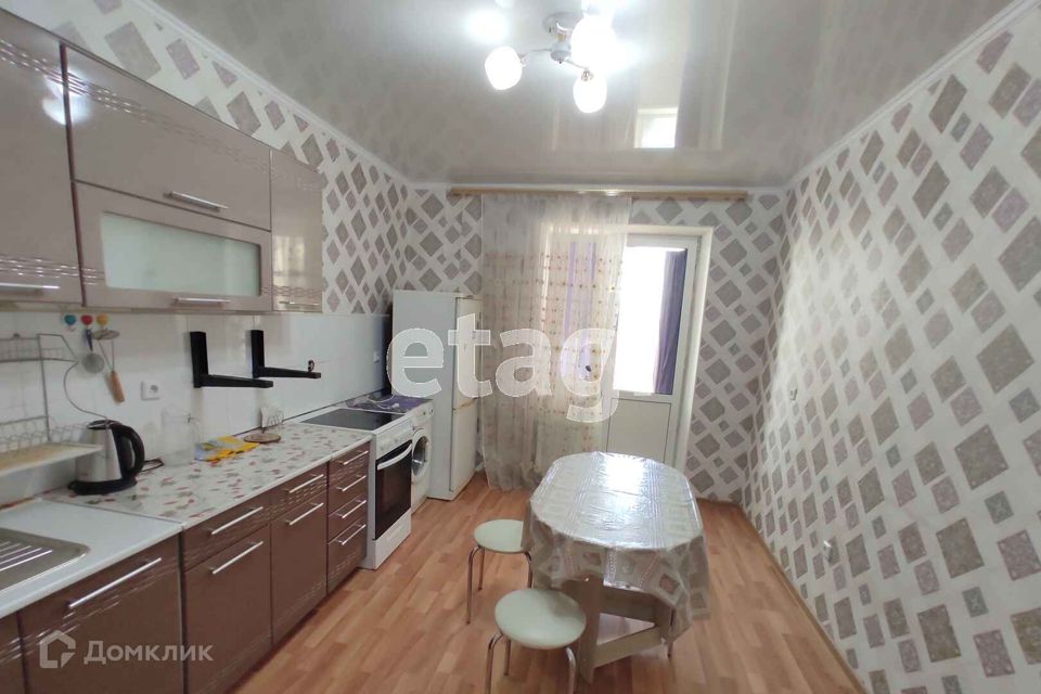 Сдаётся 1-комнатная квартира, 42 м²