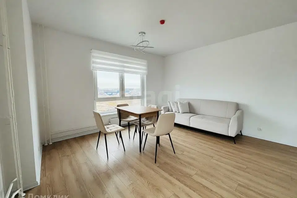 Продаётся 2-комнатная квартира, 60.7 м²