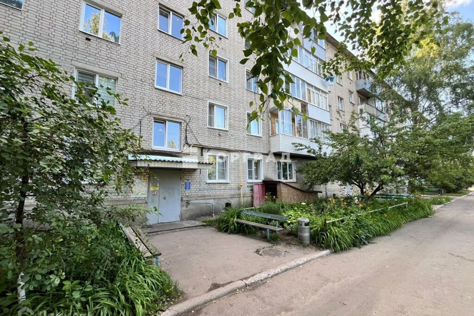 Продаётся 4-комнатная квартира, 61 м²