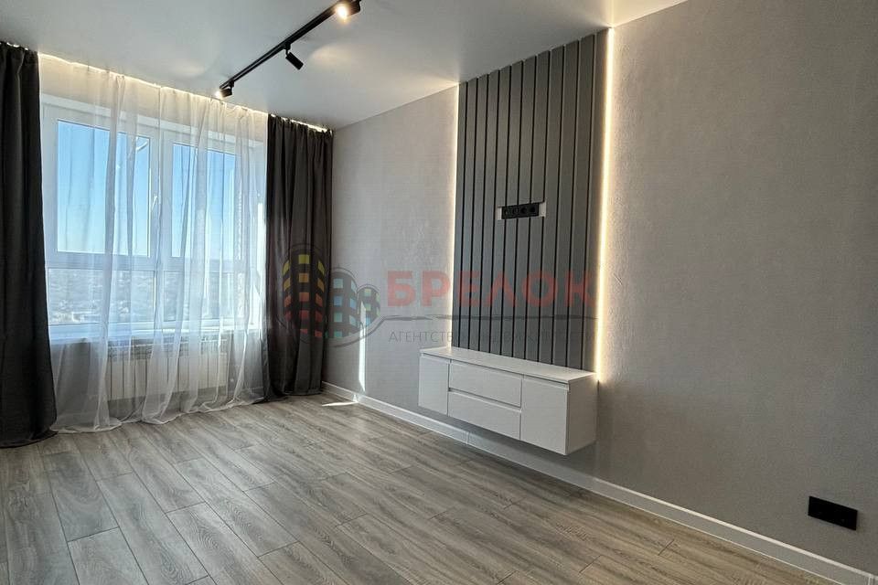 Продаётся 1-комнатная квартира, 43 м²