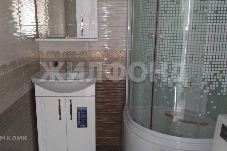 Продаётся 3-комнатная квартира, 70.2 м²