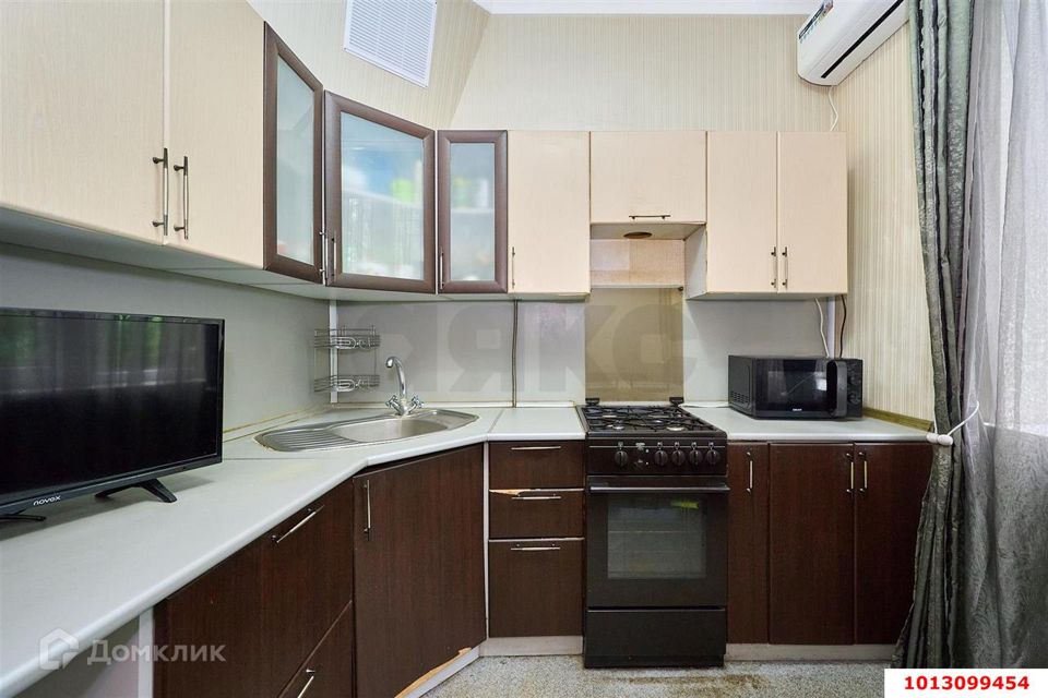 Продаётся 2-комнатная квартира, 54.4 м²