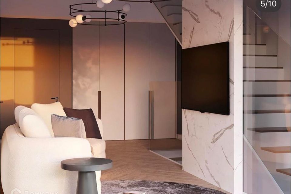 Продаётся 4-комнатная квартира, 127.2 м²