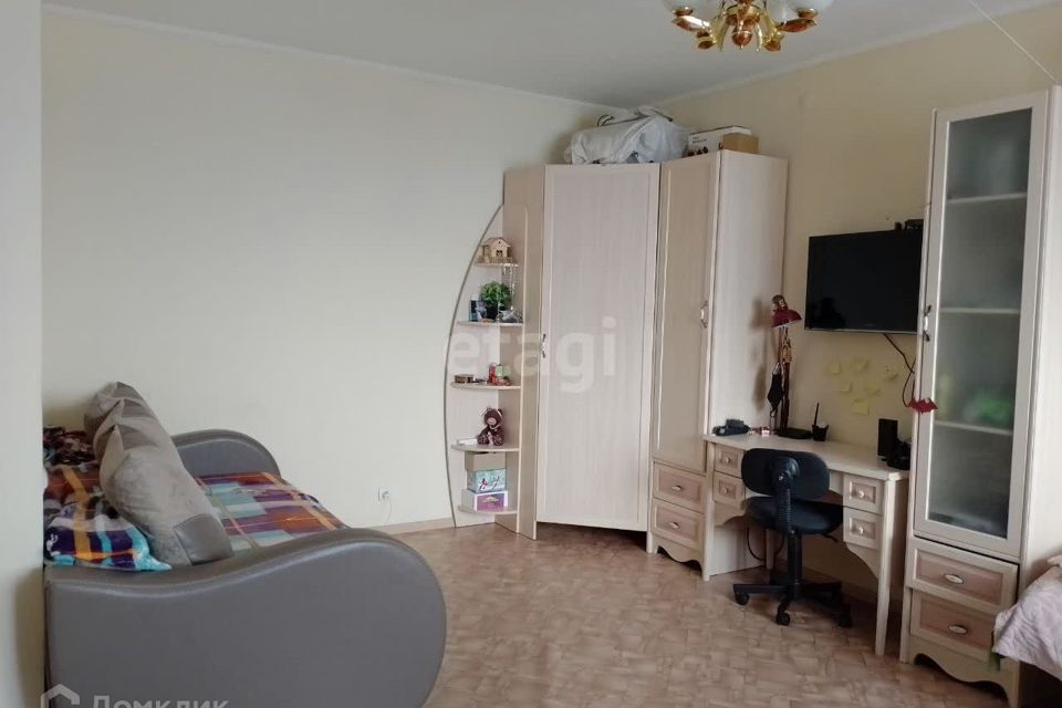 Продаётся 1-комнатная квартира, 43.4 м²