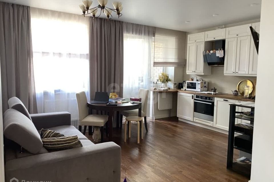 Продаётся 2-комнатная квартира, 49.7 м²
