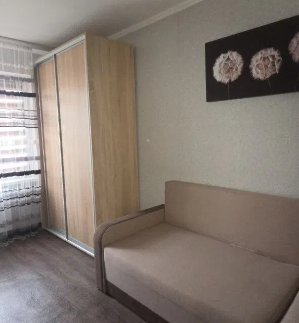 Продаётся 3-комнатная квартира, 57.6 м²