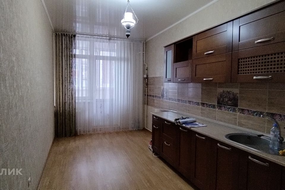 Продаётся 2-комнатная квартира, 72.2 м²