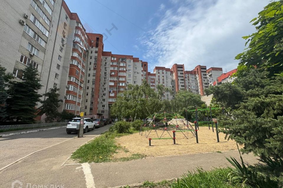 Продаётся 2-комнатная квартира, 69.53 м²