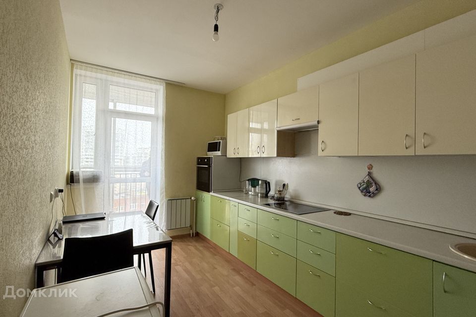 Продаётся 1-комнатная квартира, 38 м²