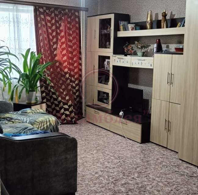 Продаётся 1-комнатная квартира, 41.5 м²
