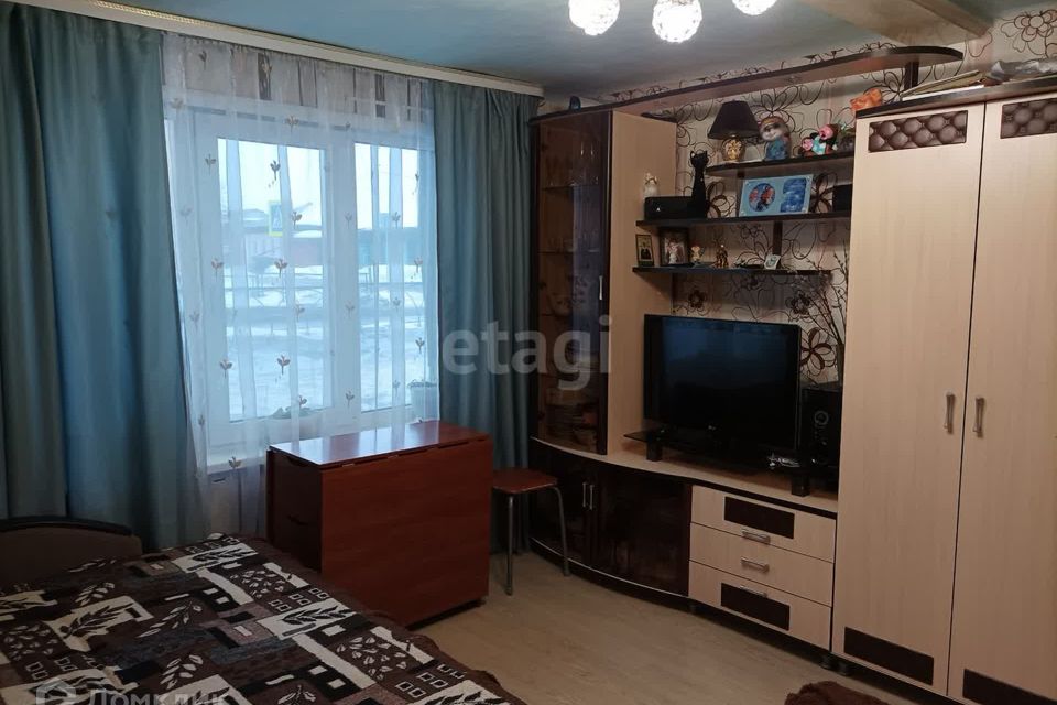 Продаётся 3-комнатная квартира, 41.8 м²