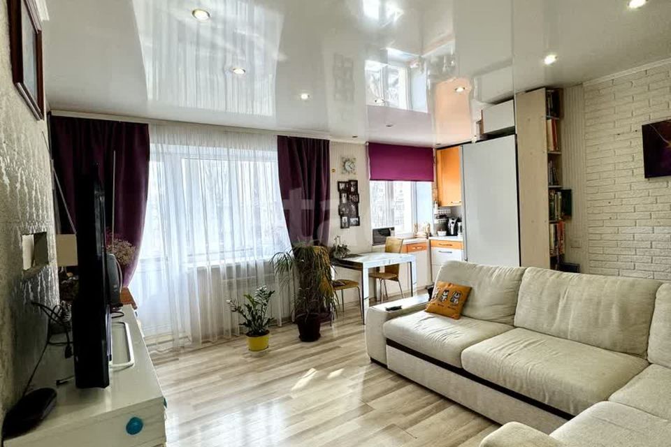 Продаётся 2-комнатная квартира, 42.4 м²