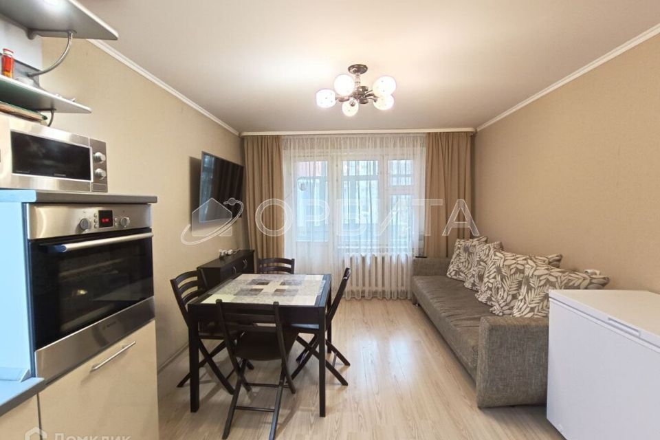 Продаётся 2-комнатная квартира, 72 м²