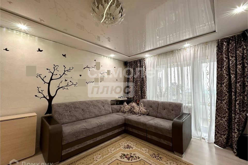 Продаётся 3-комнатная квартира, 57.7 м²