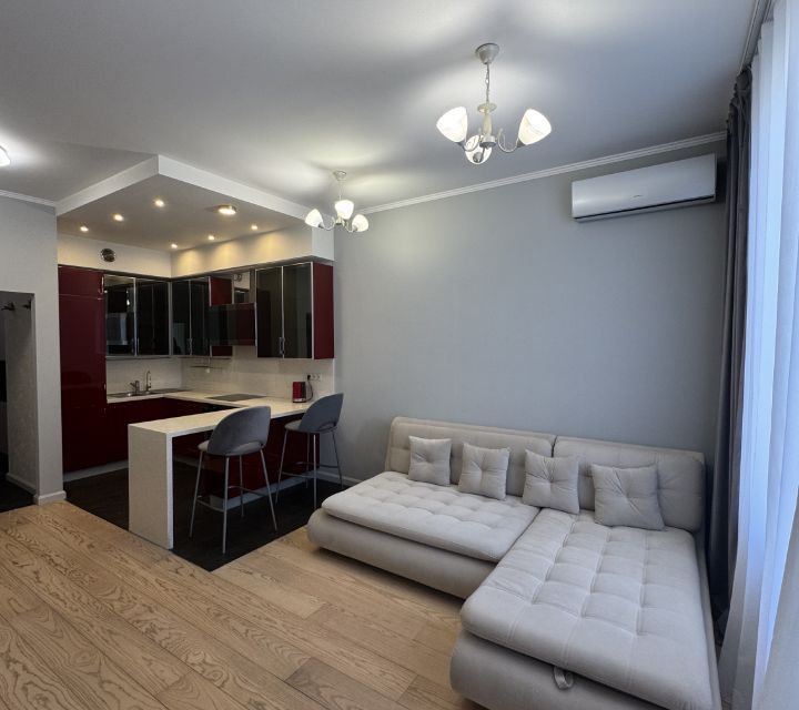 Сдаётся 2-комнатная квартира, 58.1 м²