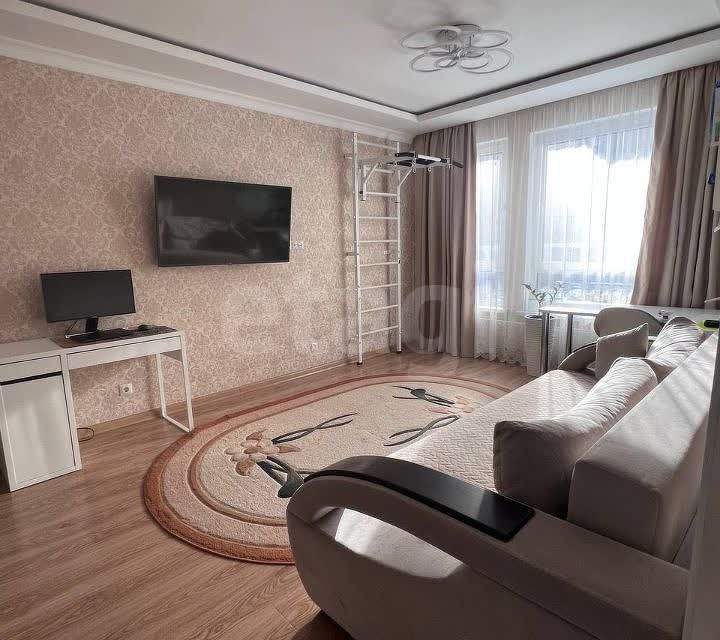 Продаётся 1-комнатная квартира, 47 м²