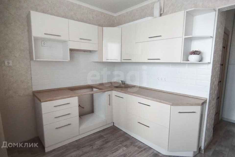 Продаётся 1-комнатная квартира, 33 м²