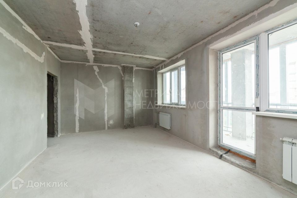 Продаётся 4-комнатная квартира, 156.2 м²