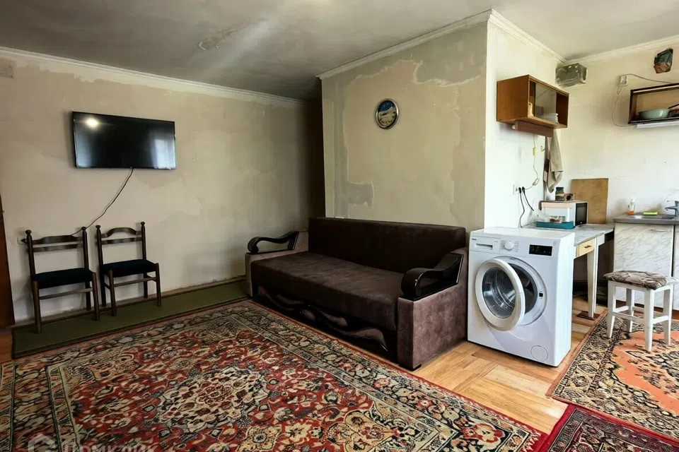 Продаётся 3-комнатная квартира, 61.8 м²