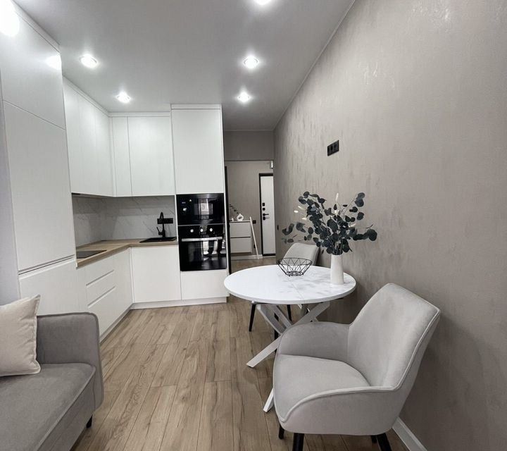 Продаётся 1-комнатная квартира, 41.3 м²