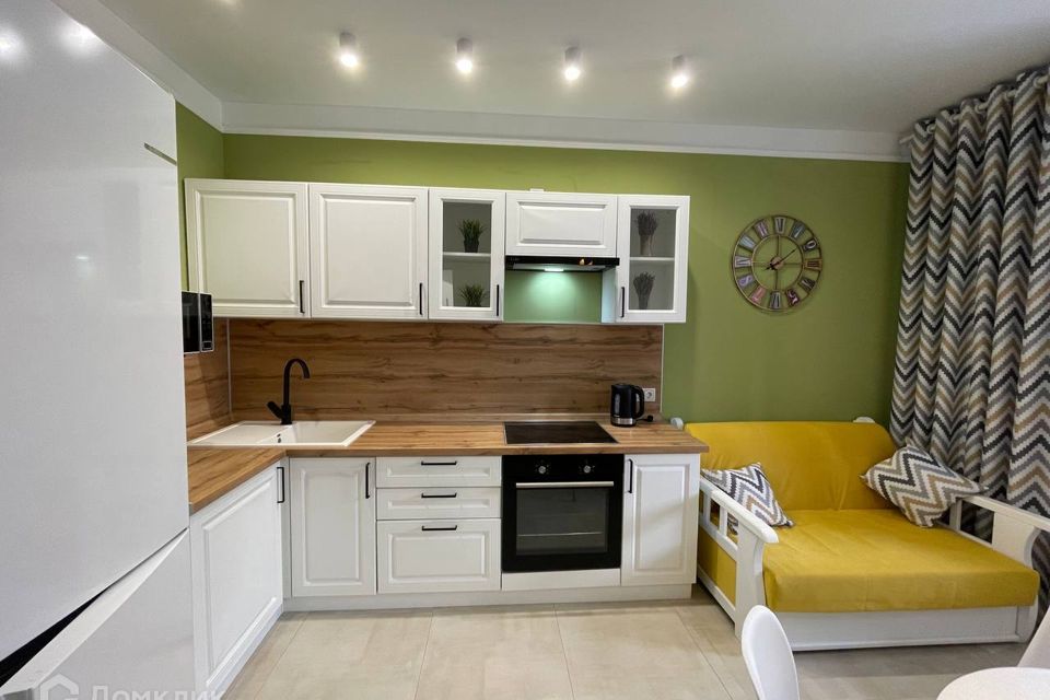 Продаётся 1-комнатная квартира, 49 м²