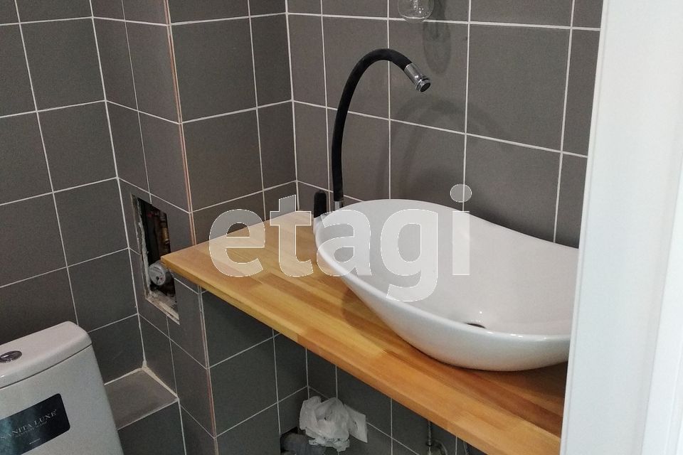 Продаётся 1-комнатная квартира, 15.3 м²