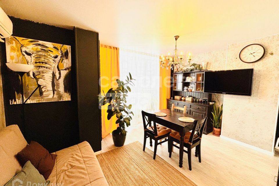 Продаётся 1-комнатная квартира, 48.9 м²