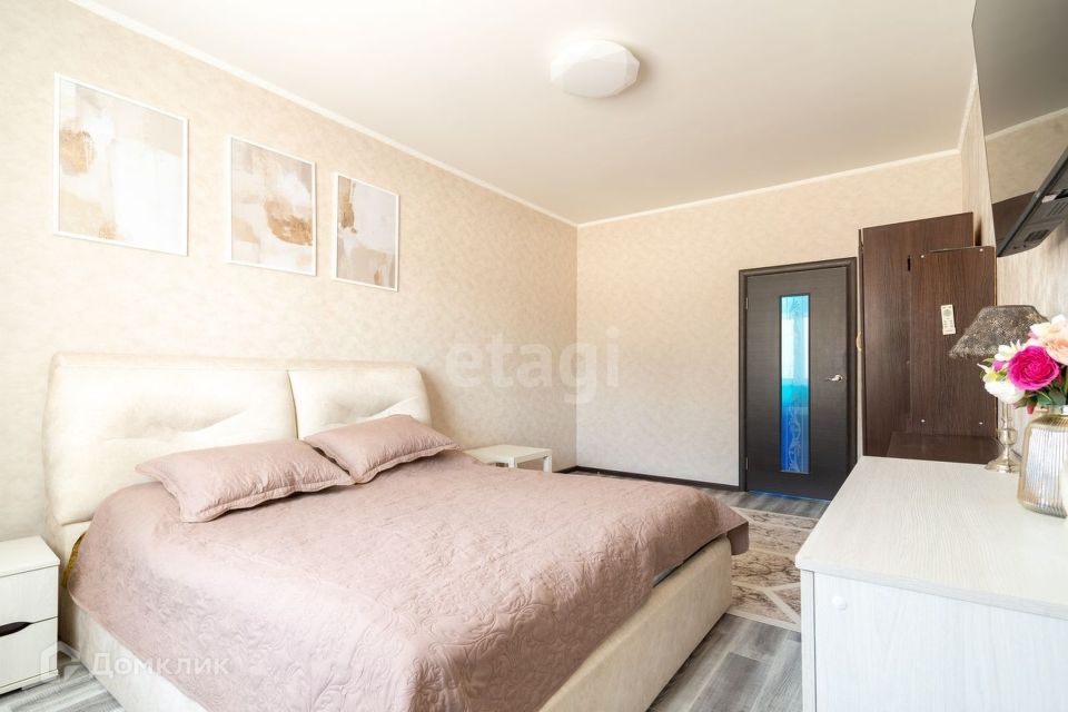 Продаётся 2-комнатная квартира, 68.4 м²