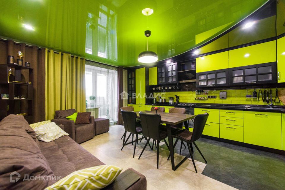 Продаётся 2-комнатная квартира, 73.2 м²