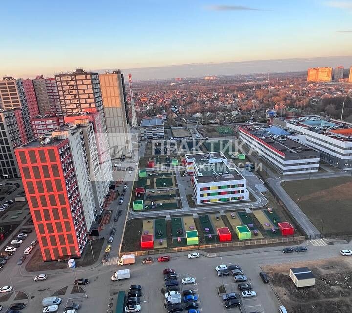Продаётся 2-комнатная квартира, 53.6 м²