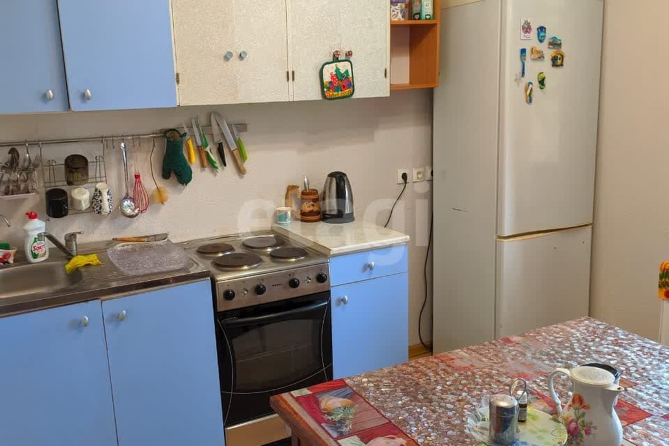 Продаётся 1-комнатная квартира, 42.7 м²