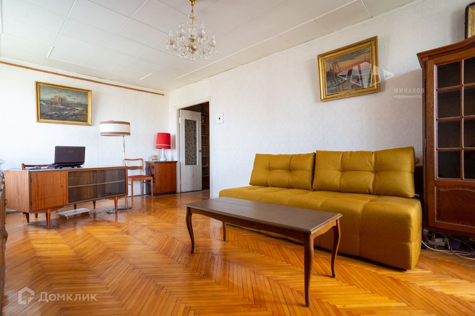 Продаётся 2-комнатная квартира, 55.7 м²