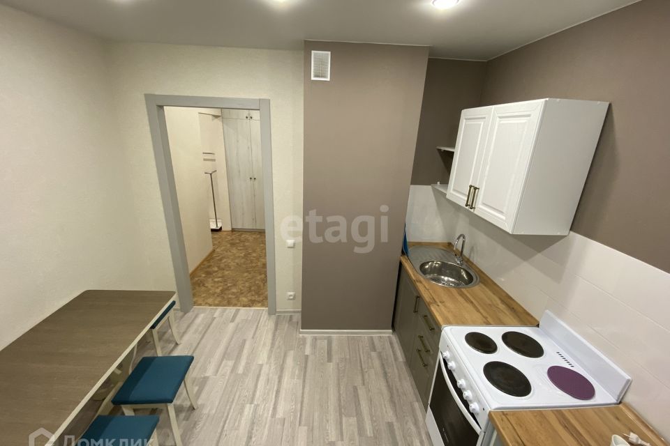 Сдаётся 2-комнатная квартира, 57 м²