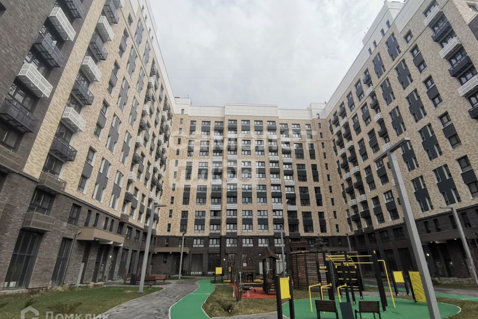 Продаётся 2-комнатная квартира, 63 м²