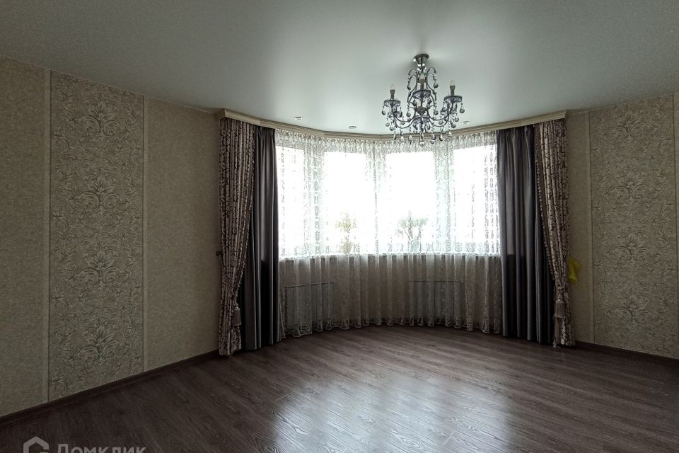 Продаётся 3-комнатная квартира, 90.2 м²