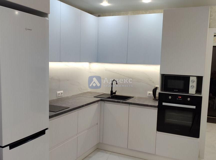 Продаётся 1-комнатная квартира, 46 м²