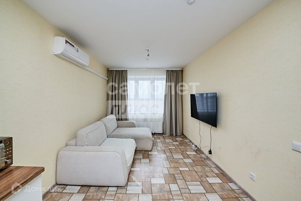 Продаётся 3-комнатная квартира, 52.1 м²