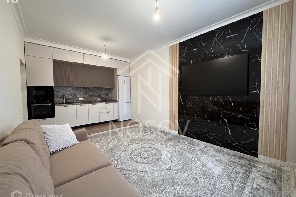 Продаётся 2-комнатная квартира, 72.4 м²