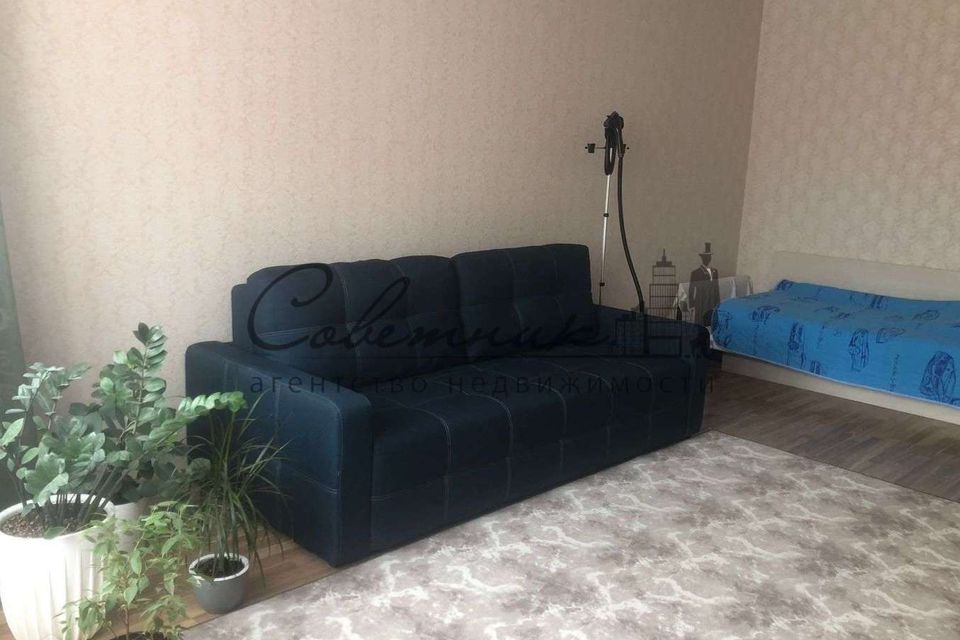 Продаётся 1-комнатная квартира, 43 м²