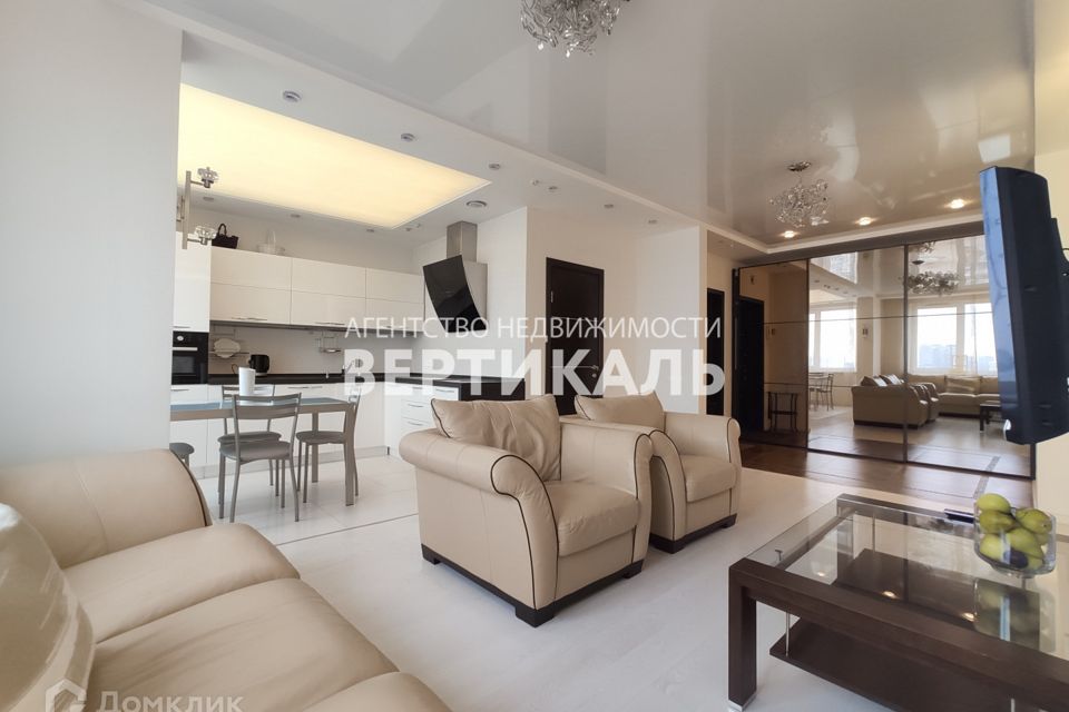 Сдаётся 3-комнатная квартира, 90 м²