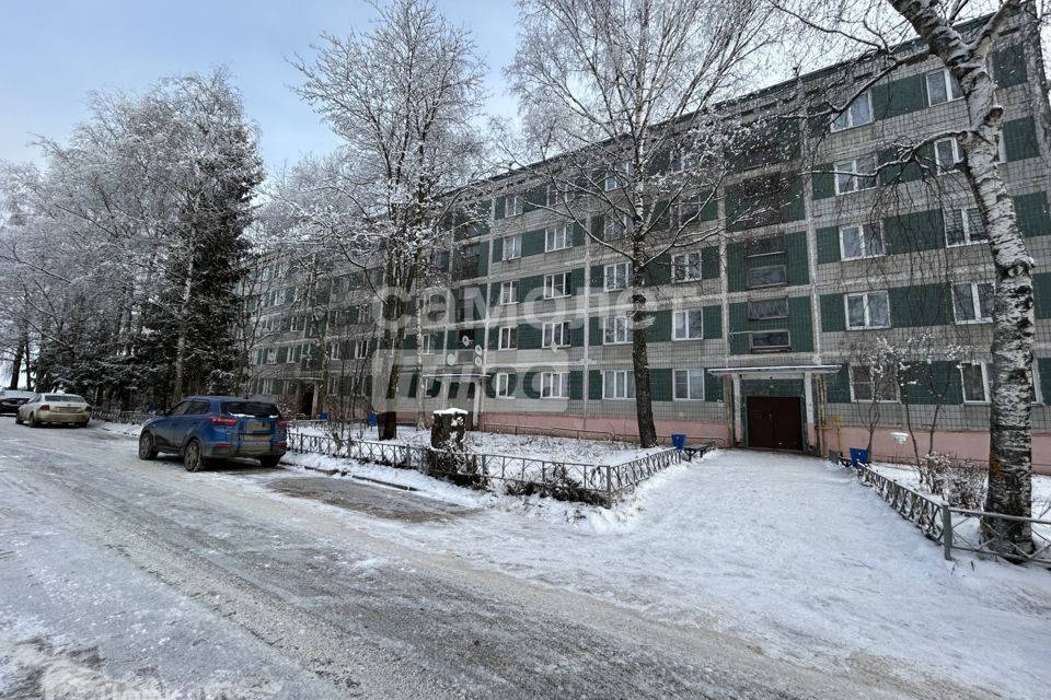 Продаётся 3-комнатная квартира, 51.6 м²