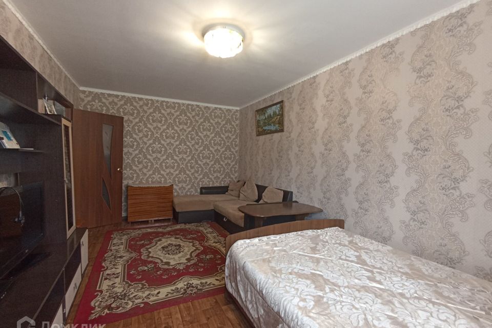 Продаётся 1-комнатная квартира, 35.9 м²