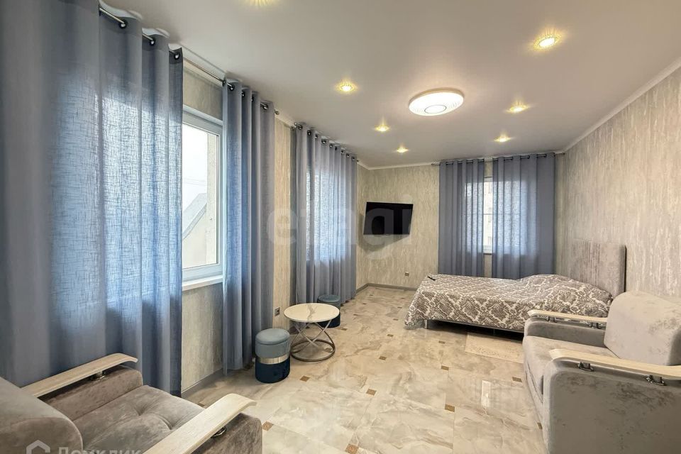 Продаётся 1-комнатная квартира, 37.2 м²