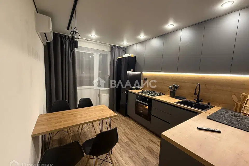 Продаётся 1-комнатная квартира, 37.1 м²